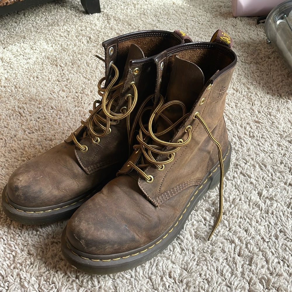 Brown vintage dr martens